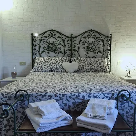 Luxury Magnolia Terrace
